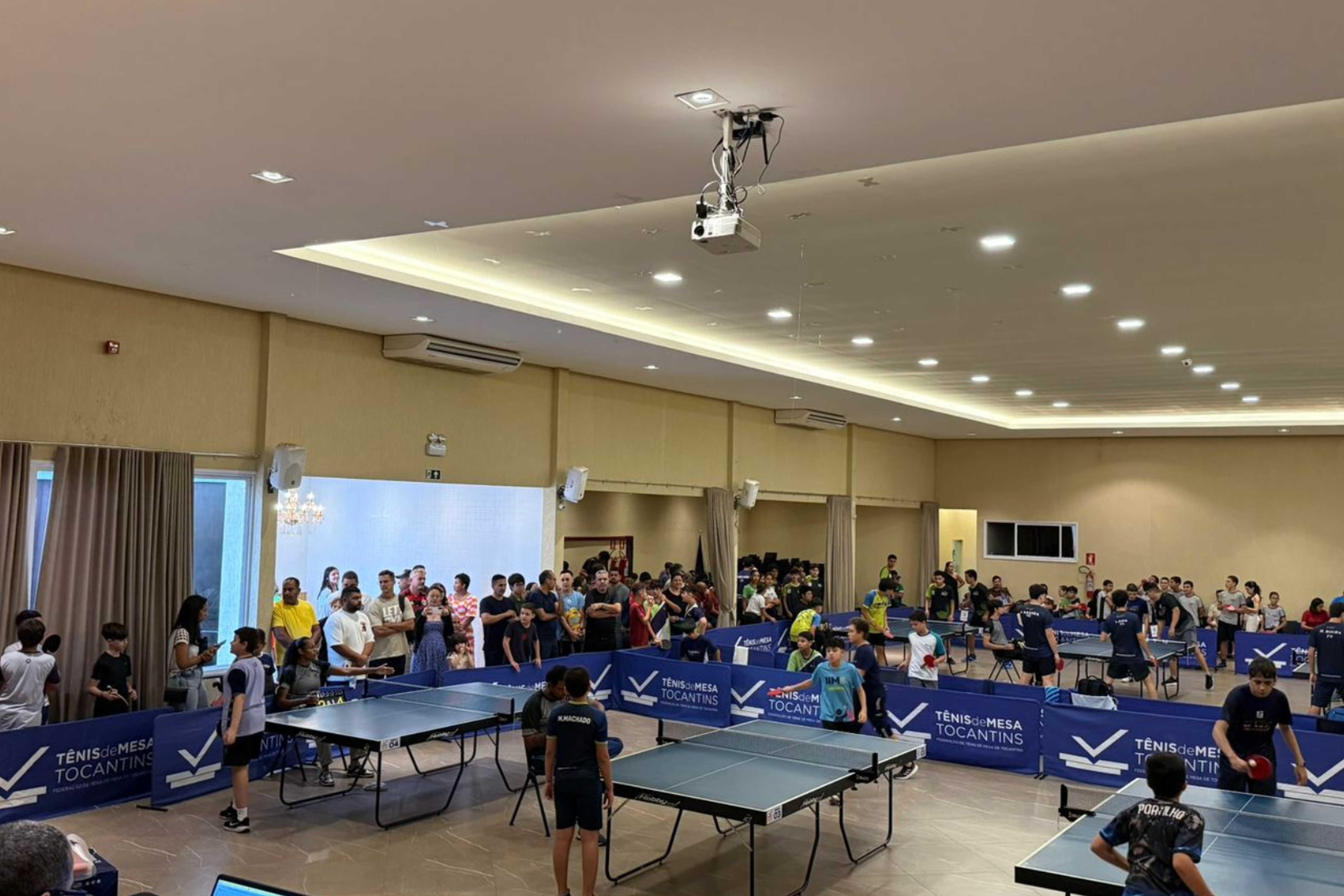 Prefeitura de Palmas fortalece esporte educacional com apoio à Liga Escolar de Tênis de Mesa