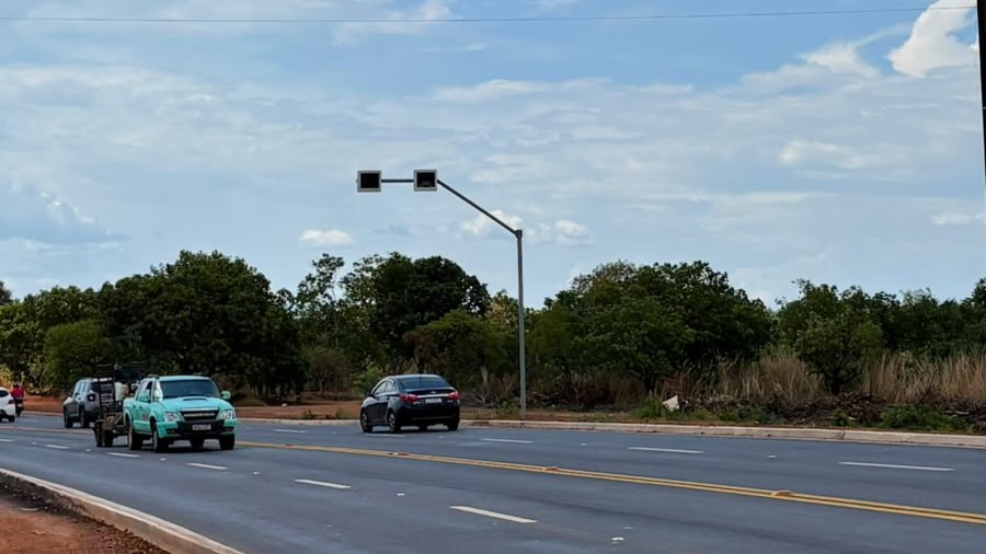 Avenida Siqueira Campos recebe novos radares para reforçar a segurança no trânsito