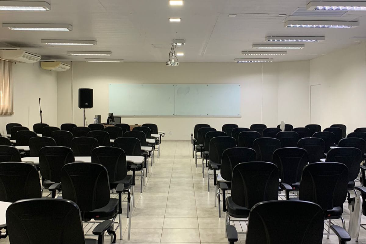 Cursos de formação, treinamentos, reuniões e capacitações de servidores públicos podem ser realizados na Escola de Governo de Palmas