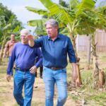 Diretor de assistência técnica da Seasi, Guilherme Vaz Burns e engenheiro agrônomo Roberto Sahium