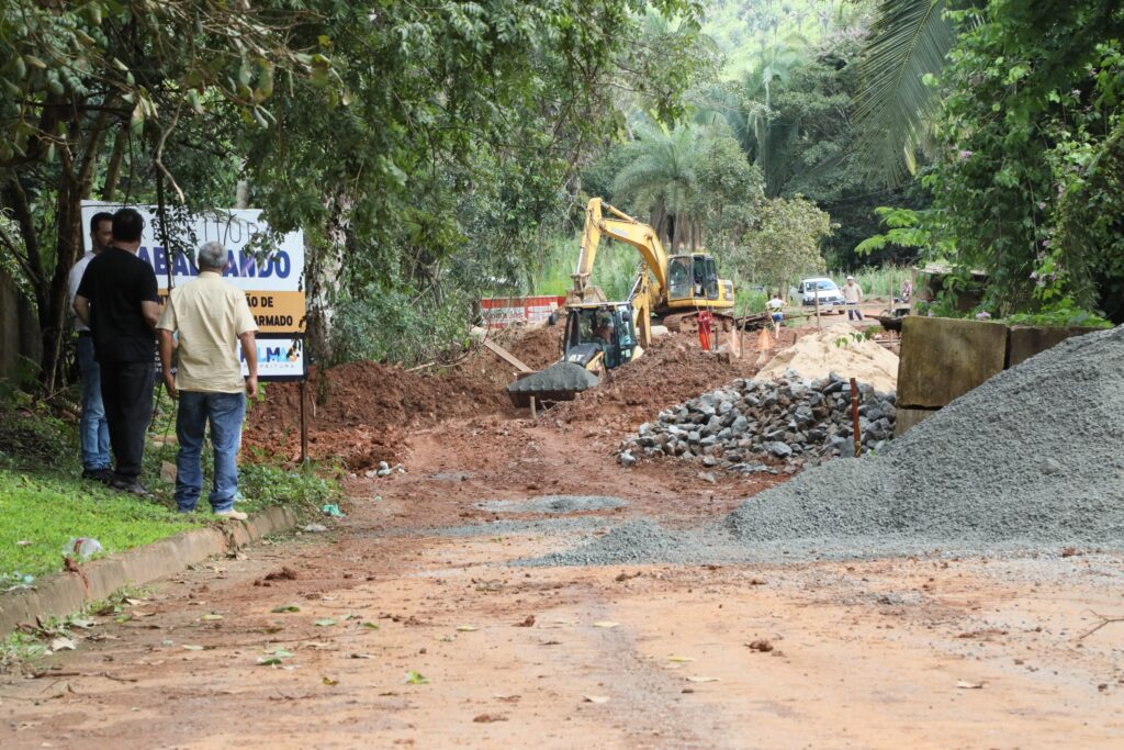 Prefeitura deu início, neste ano, à construção de ponte em concreto em Taquaruçu para substituir construção de madeira - Foto: Edu Fortes
