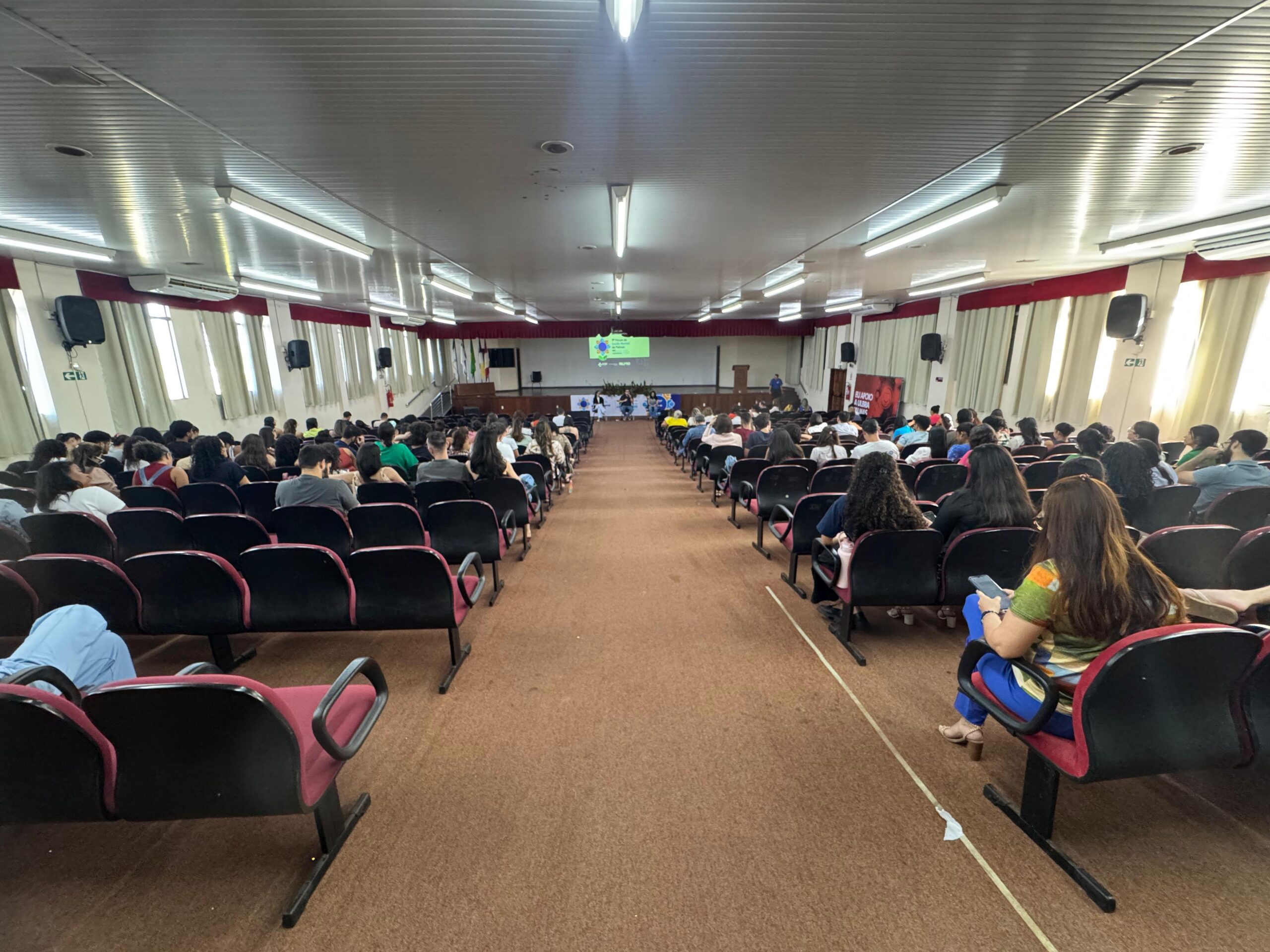 Portarias, que serão publicadas em breve, têm como objetivo principal qualificar continuamente os profissionais da Rede Municipal de Saúde