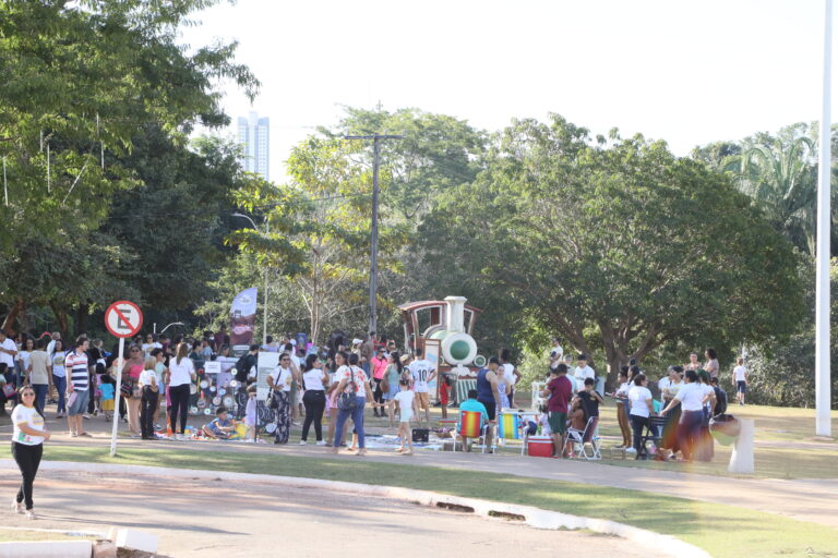 Palmas para o Brincar leva magia das brincadeiras infantis para o Parque Cesamar