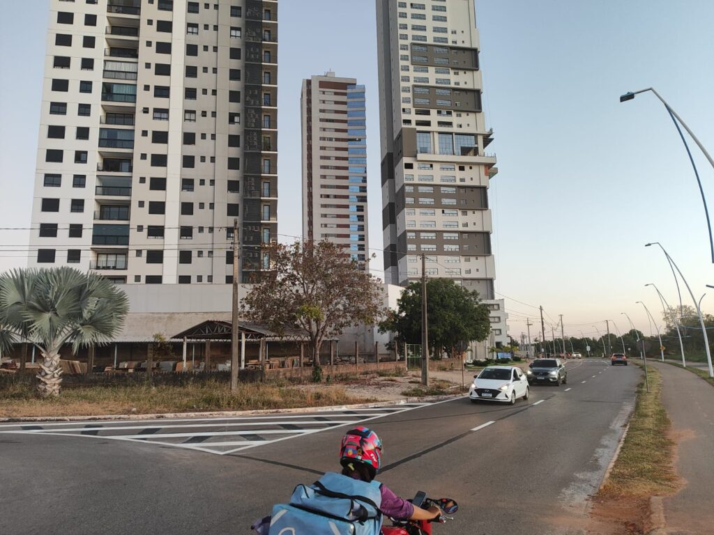 Iniciativa tem como principal objetivo melhorar o fluxo de veículos e reduzir congestionamentos - Foto: Divulgação