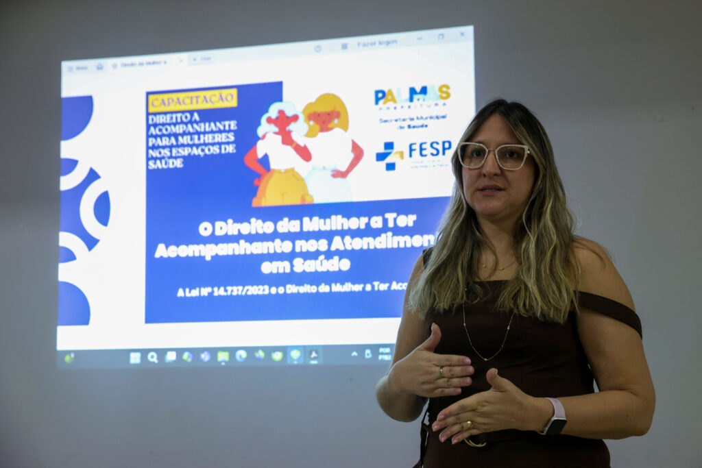 Quezia Cavalcante, coordenadora pedagógica do Programa Municipal de Educação Permanente em Saúde da Fesp - Foto: Lia Mara