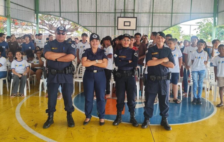 Guarda Metropolitana realiza palestras sobre cultura afro-brasileira na Escola Thiago Barbosa