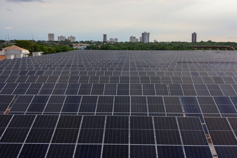 Parque Solar Municipal de Palmas é exemplo de energia sustentável em painel temático na conferência da ONU