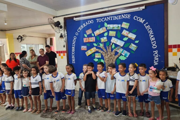 Em Palmas, alunos da Escola Degraus do Saber celebram leitura em encontro com escritor que inspirou projeto literário
