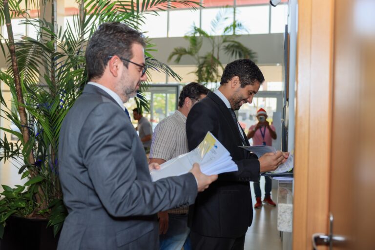 Prefeitura entrega PPA e PLOA à Câmara Municipal de Palmas