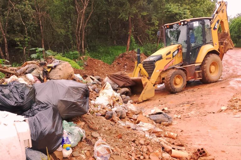 Prefeitura de Palmas remove cerca de 80 toneladas de entulho no setor Água Fria