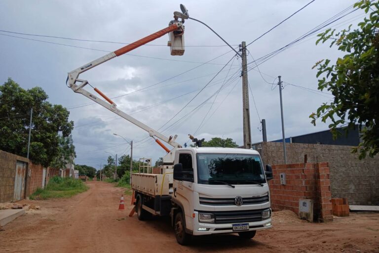 Município de Palmas reforça manutenção da iluminação pública nas regiões norte e sul da cidade