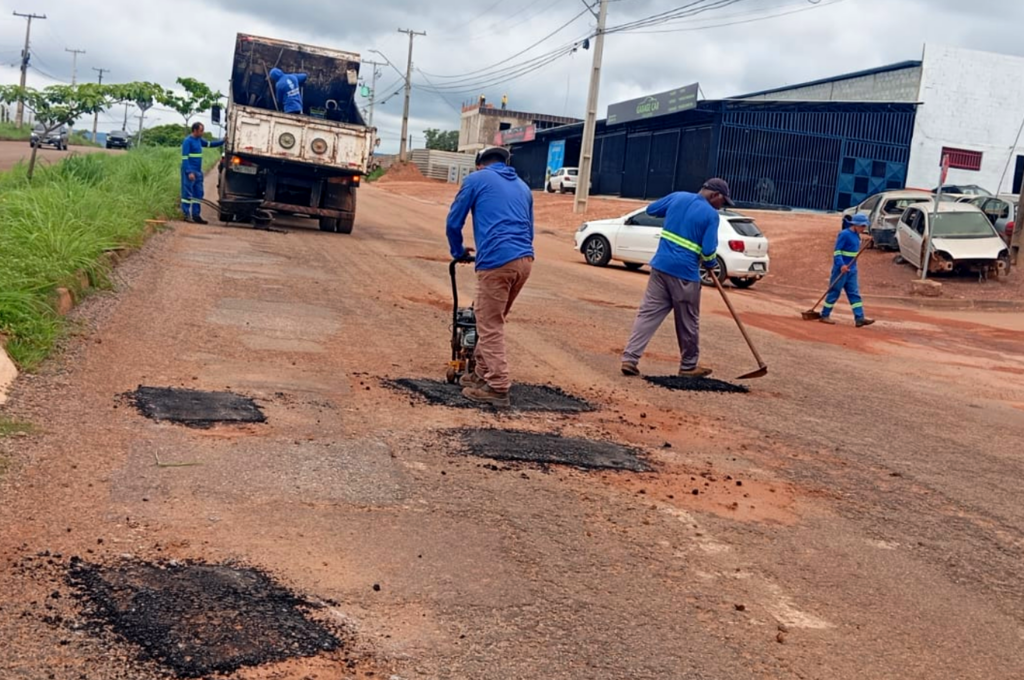 Na Avenida NS-01, na altura da ACSU-NO 50 (403 Norte) também houve recuperação de pavimento - Foto: Divulgação
